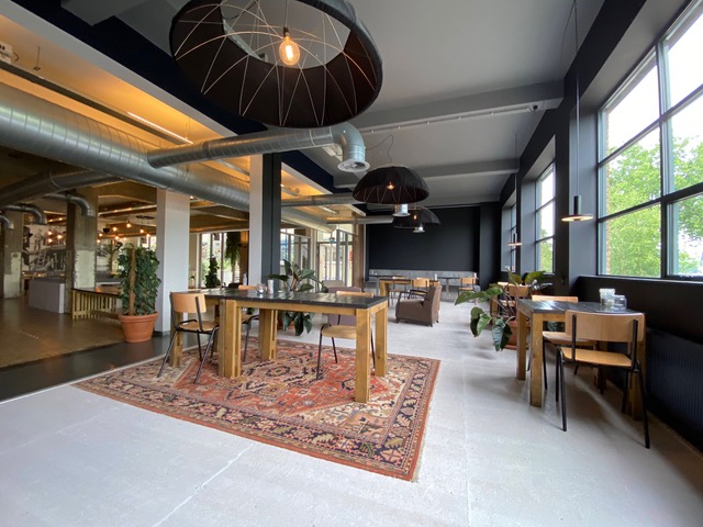 Vergaderen en lunch voor 12 personen bij F de Gruyter